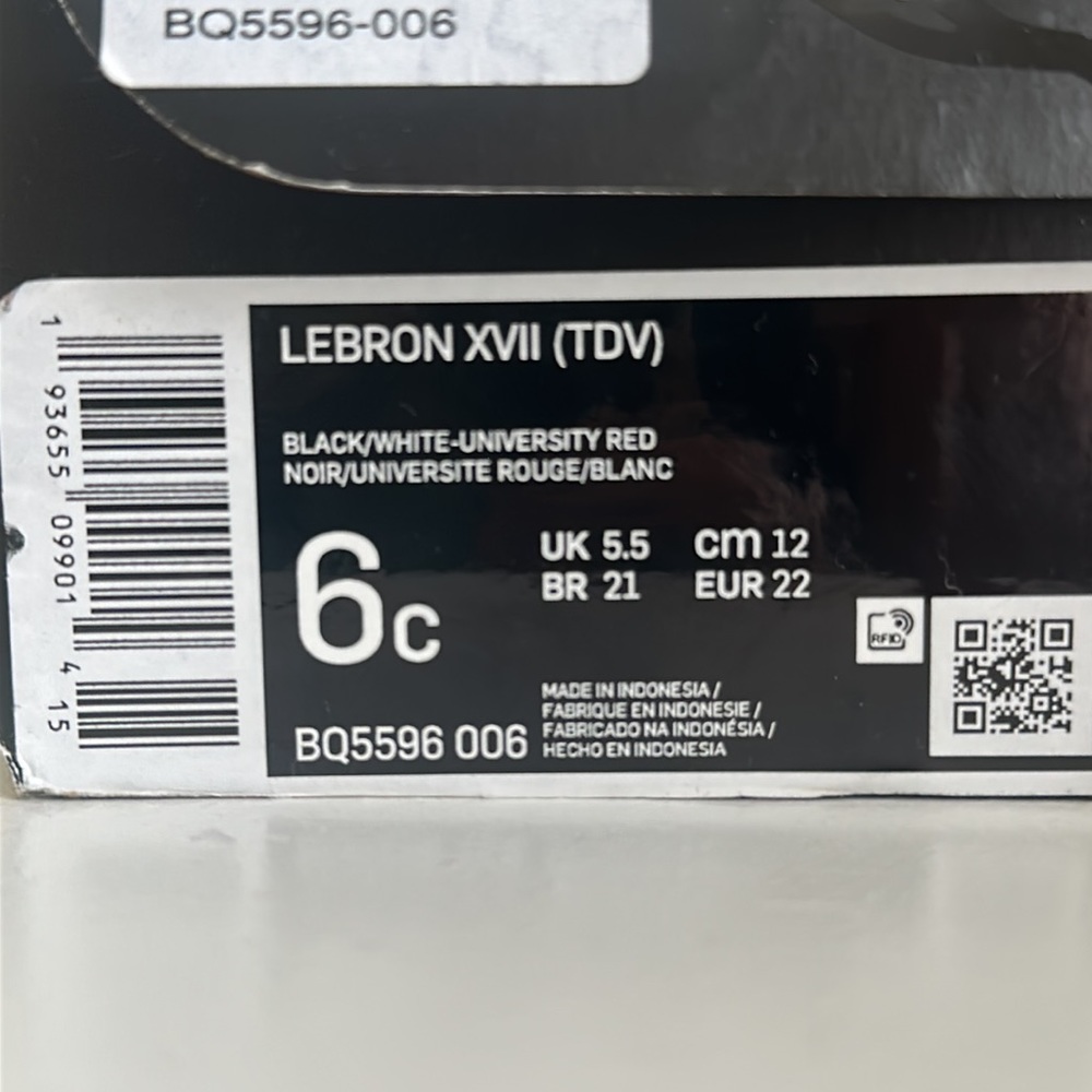 Shoes - Picture 3 of 3